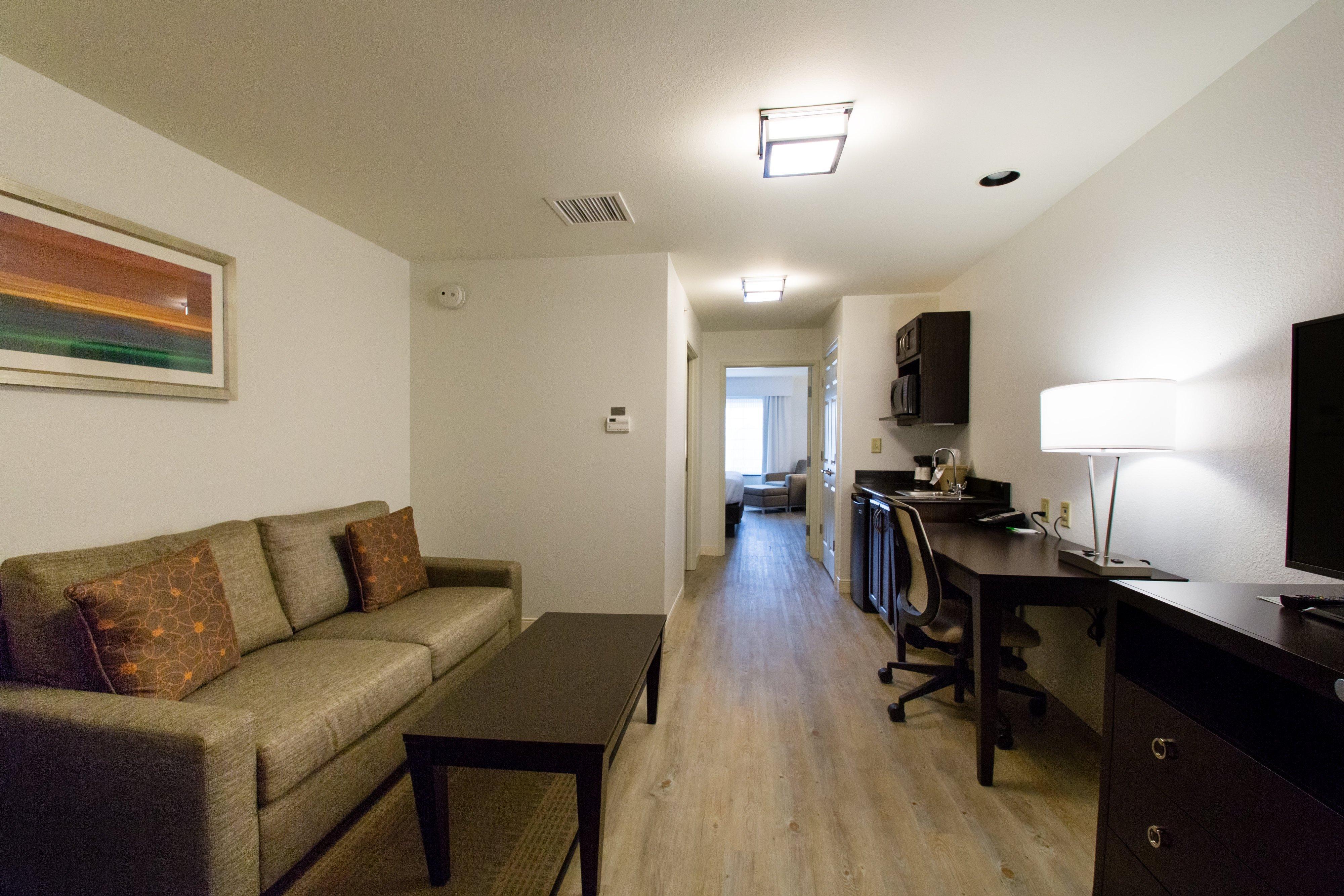 Holiday Inn Hotel & Suites Bloomington Airport By Ihg Bagian luar foto