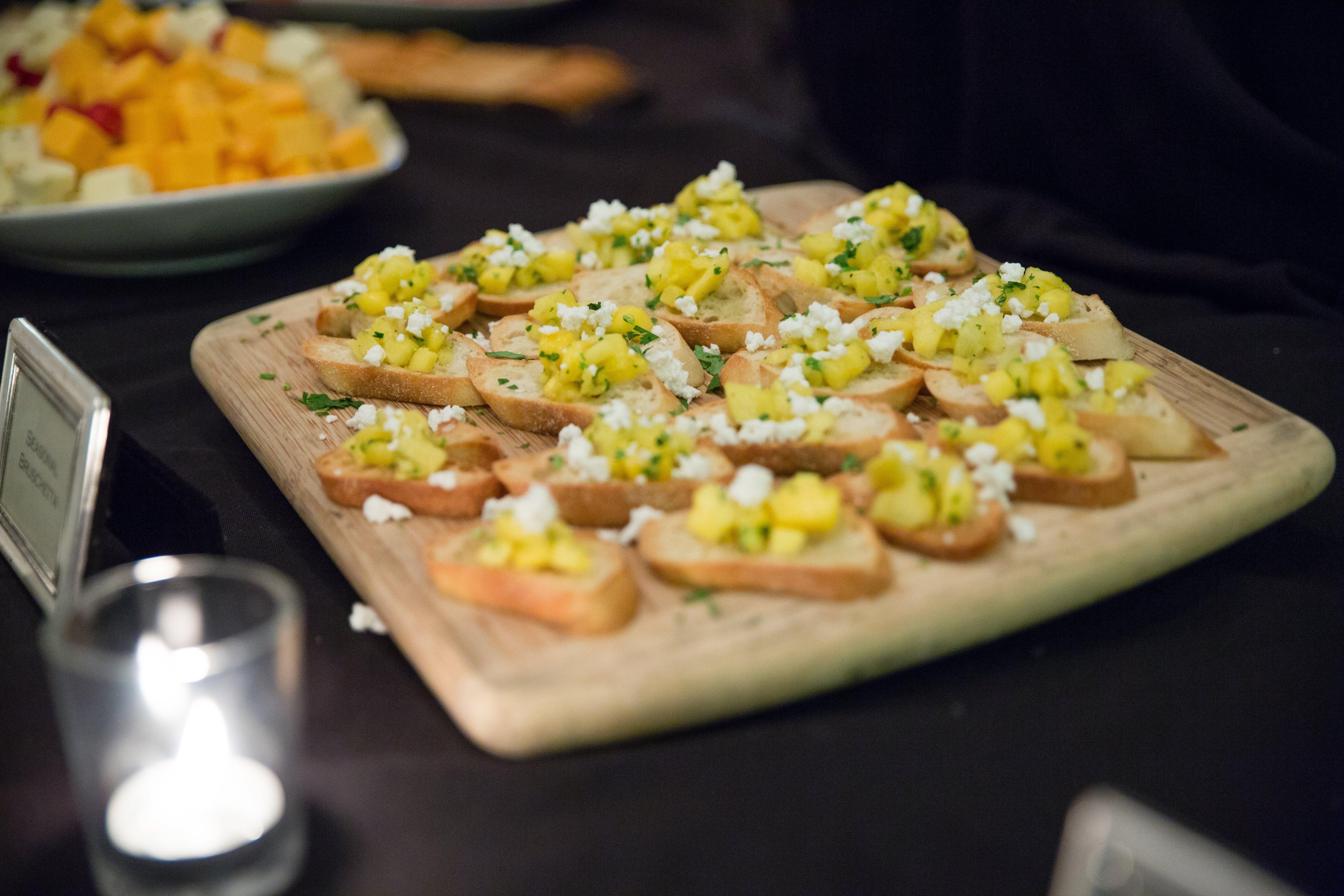 Holiday Inn Hotel & Suites Bloomington Airport By Ihg Bagian luar foto