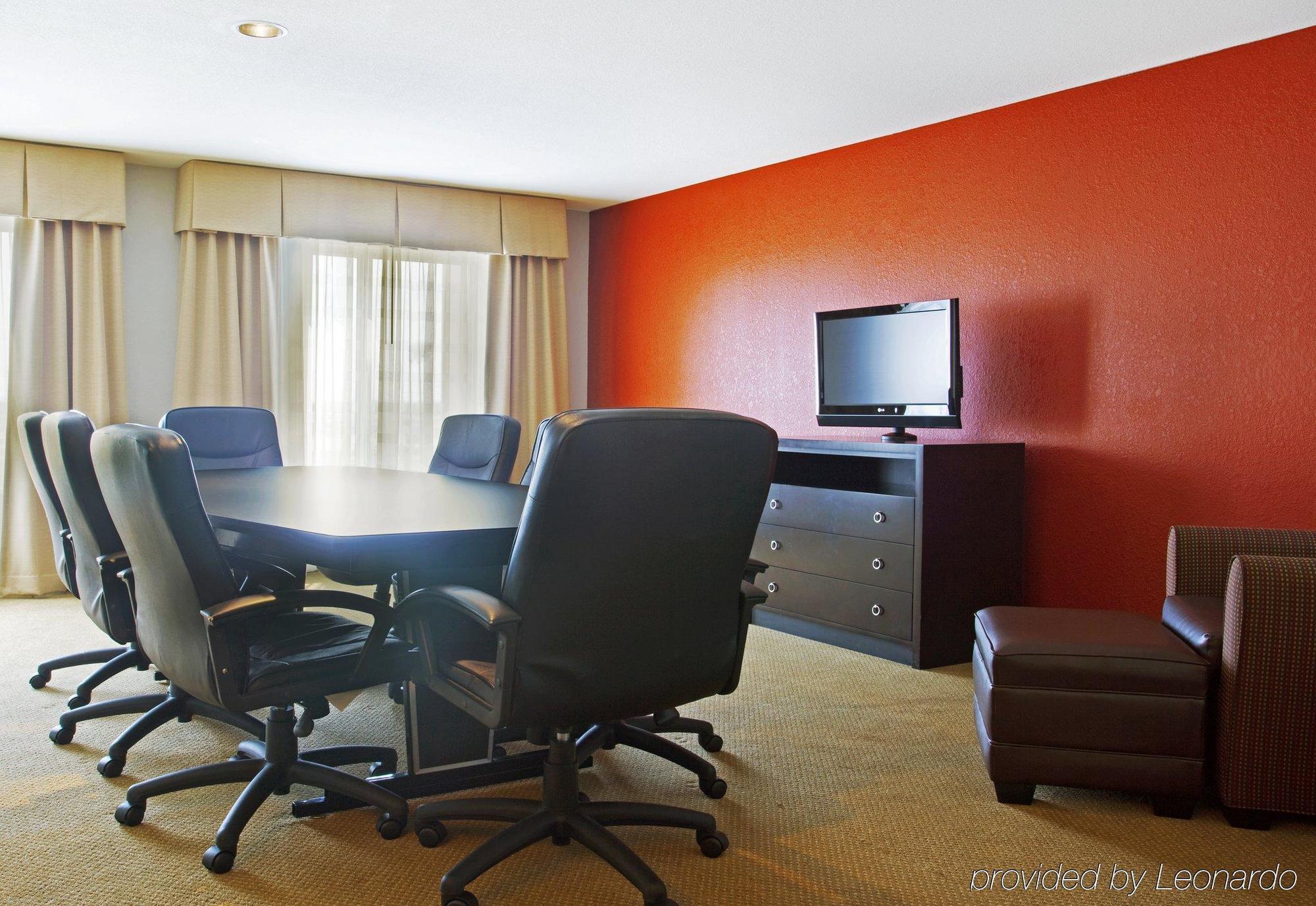 Holiday Inn Hotel & Suites Bloomington Airport By Ihg Fasilitas foto